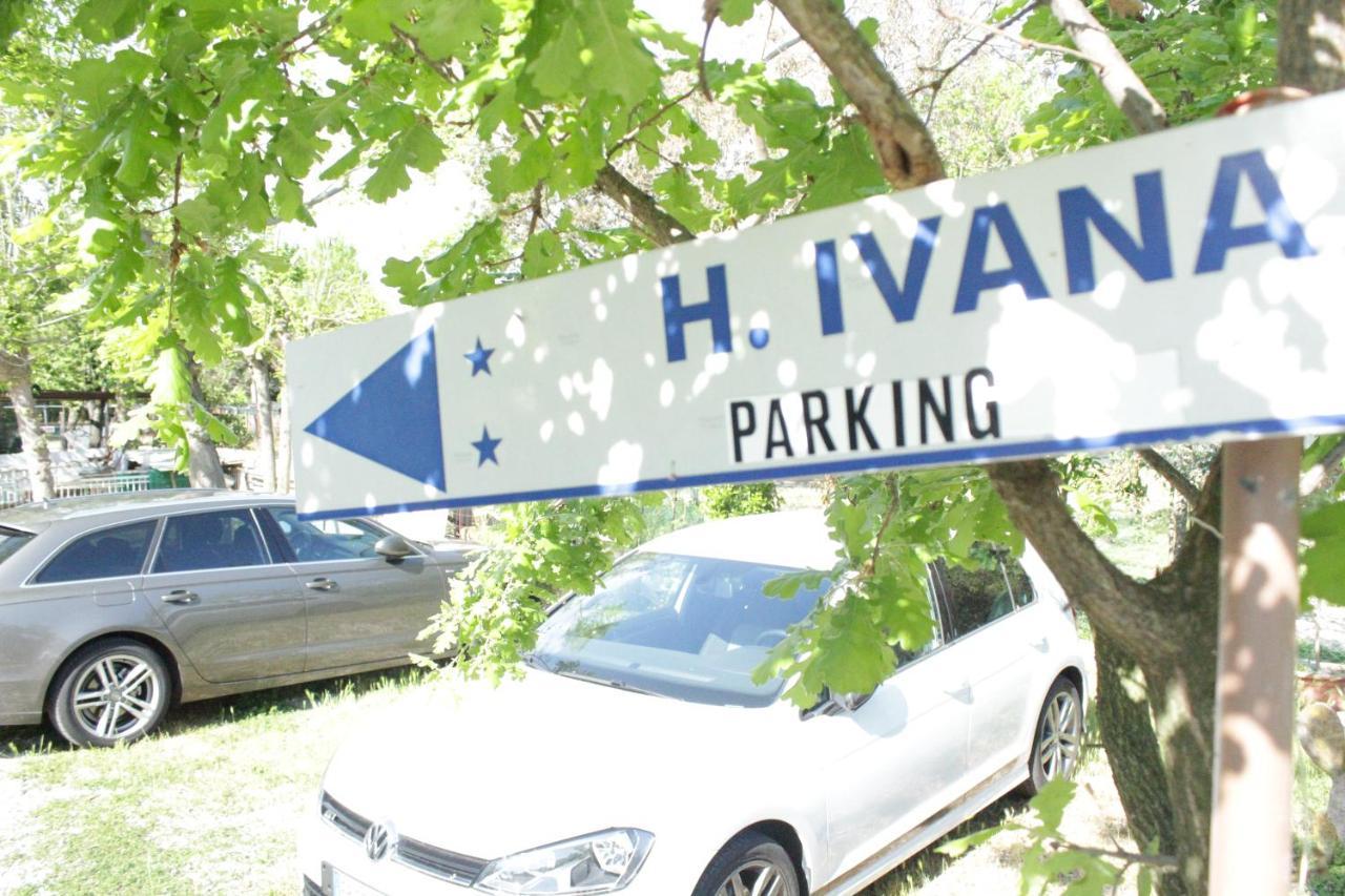 Hotel Ivana Misano Adriatico Buitenkant foto